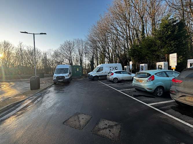 InstaVolt Charging Station EV Charging Station at Keypoint