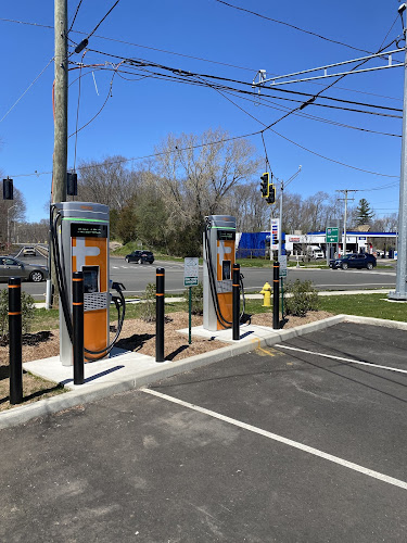 ChargePoint Charging Station EV Charging Station at 365 E Main St