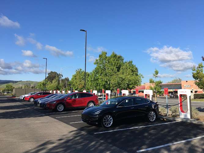 ChargePoint Charging Station EV Charging Station at 4067-4093 Walnut Ave