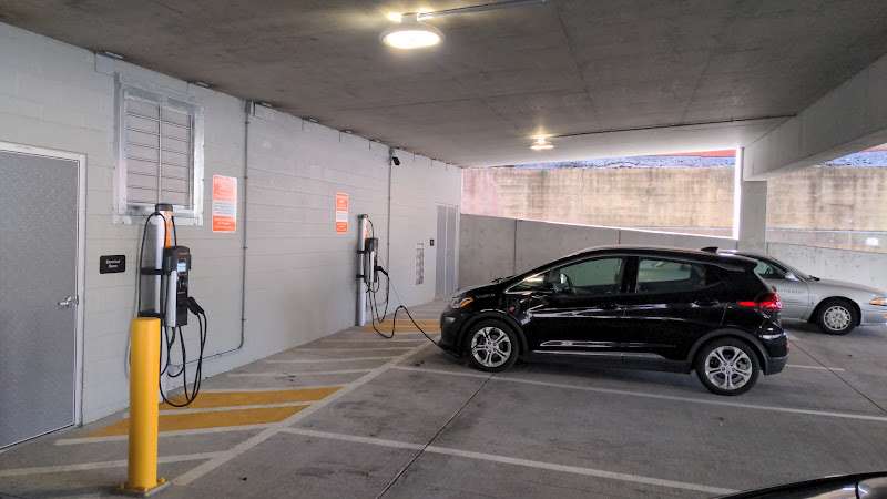 ChargePoint Charging Station EV Charging Station at 201 Mahantongo St