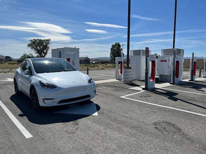 Shell Recharge Charging Station EV Charging Station at 195 US-95