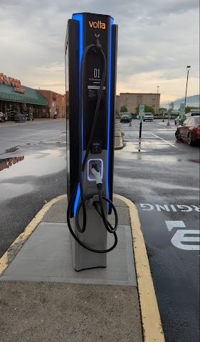 Shell Recharge Charging Station in Altoona Pennsylvania