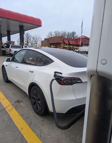 Tesla Supercharger in Sewickley PA