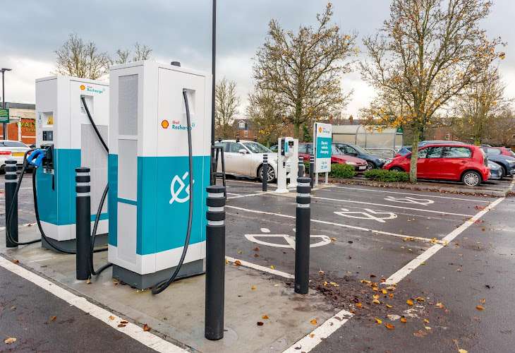 Shell Recharge Charging Station EV Charging Station at 32 Alma Rd