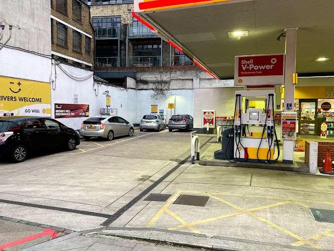 Shell Recharge Charging Station EV Charging Station at 139-149 Whitechapel Rd