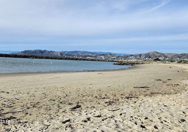 Harbor Cove Beach in Ventura California