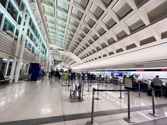 Ontario International Airport EV Charging Station at Ontario