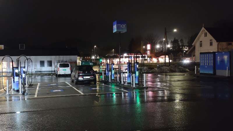 Mer Charging Station EV Charging Station at Hønengata 73