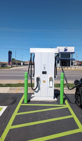Electric Vehicle Charging Station in Springfield Missouri