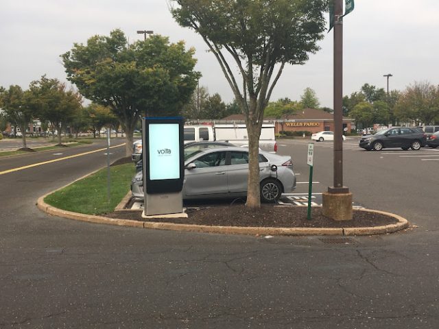 Shell Recharge Charging Station in Warminster Pennsylvania