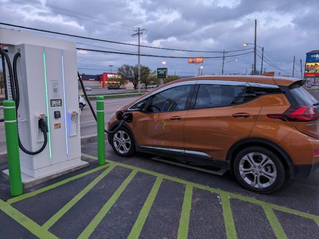 Dynamic EV Charging Station in Springfield Missouri