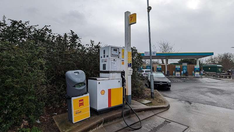 Shell Recharge Charging Station EV Charging Station at High Rd