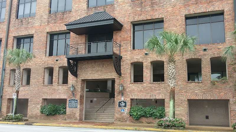 One St. Louis Centre EV Charging Station at 1 St Louis St