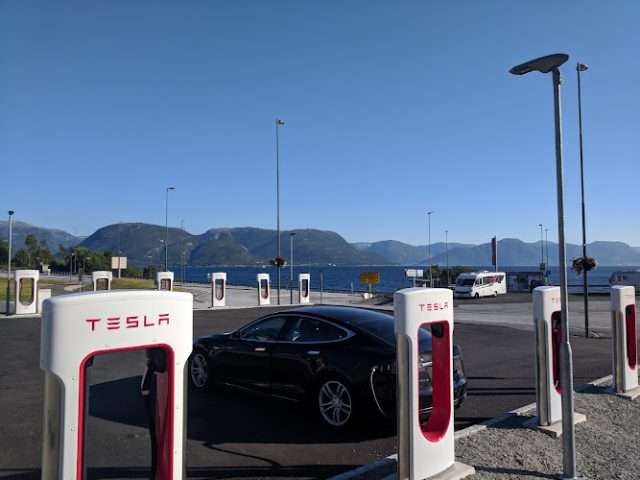 Tesla Supercharger in Lavik Norway 6947