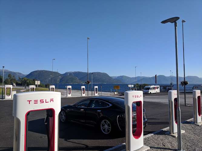 Tesla Supercharger EV Charging Station at Fv607