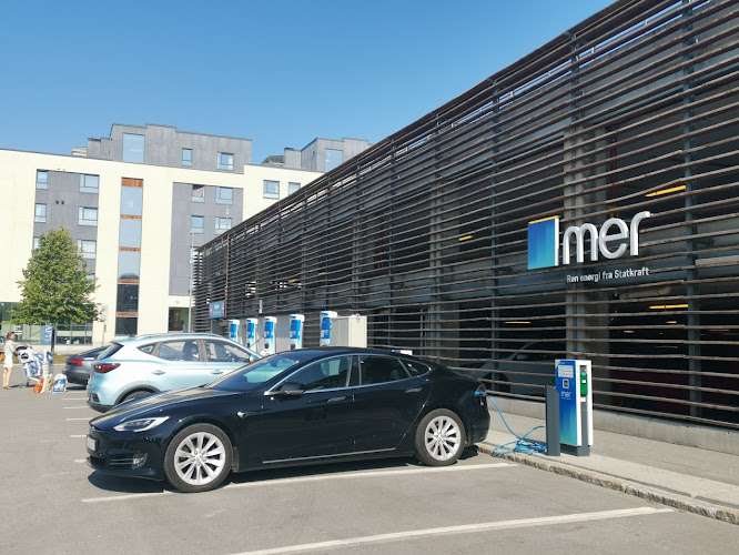 Mer Charging Station EV Charging Station at Haakon VIIs gt. 9