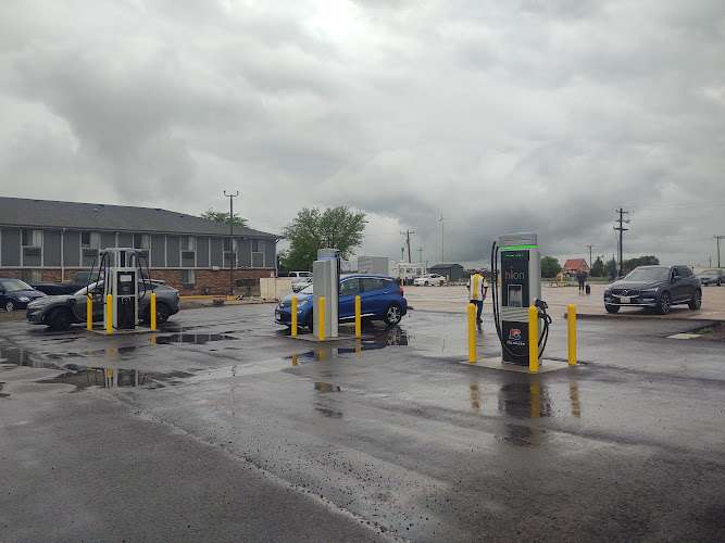 ChargePoint Charging Station EV Charging Station at 250Main St