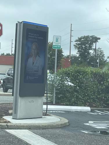 Shell Recharge Charging Station EV Charging Station at 2450 Jerusalem Ave