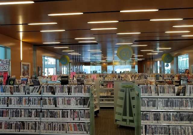 Sunrise Mountain Library in Peoria Arizona