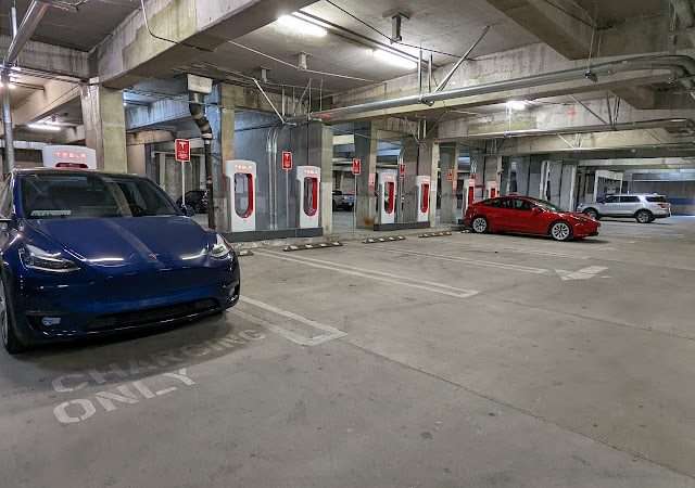 Tesla Supercharger in Lake Arrowhead California