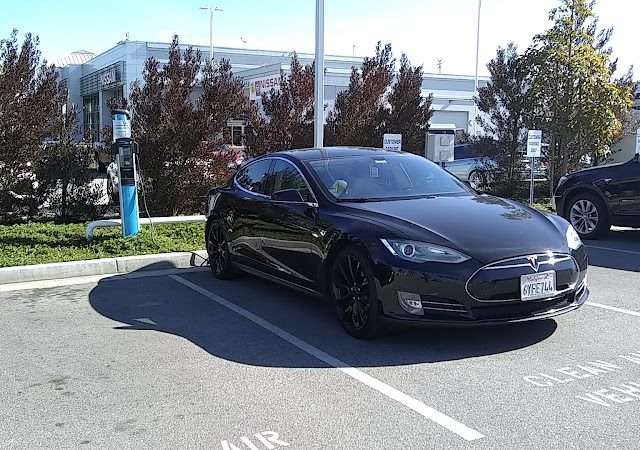 ChargePoint Charging Station in Long Beach California