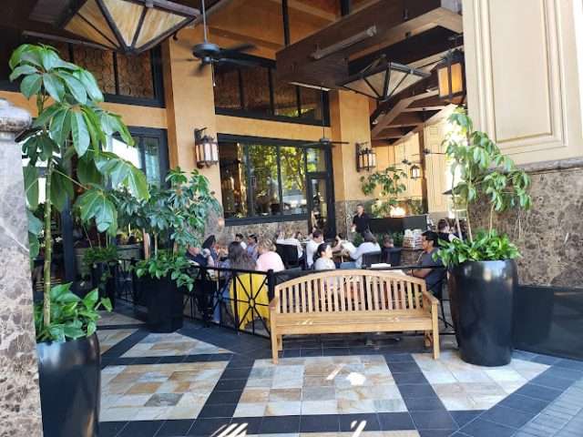 Plaza Escuela in Walnut Creek California