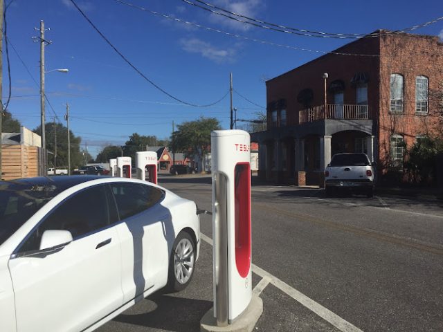 Tesla Supercharger in Defuniak Springs Florida