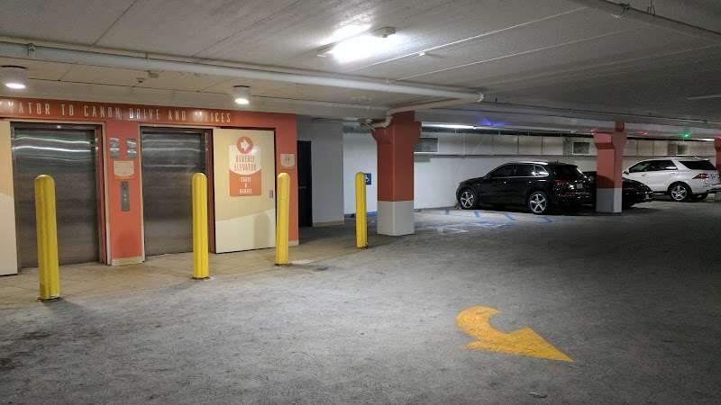 Beverly-Canon EV Charging Station at 438 N Beverly Dr