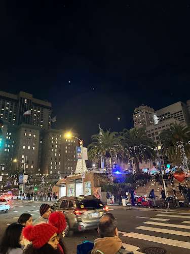 ChargePoint Charging Station EV Charging Station at 333 Post St