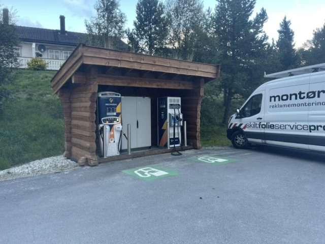 Fortum Hurtigladestasjon Charging Station in Folldal Norway 2580