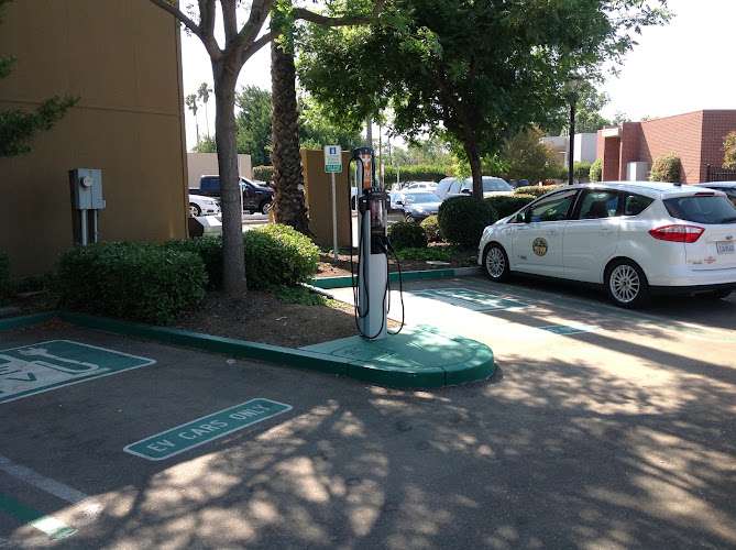 ChargePoint Charging Station EV Charging Station at 315 W Las Palmas Ave