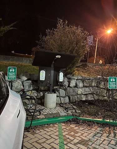 Electric Vehicle Charging Station in Lewisburg West Virginia