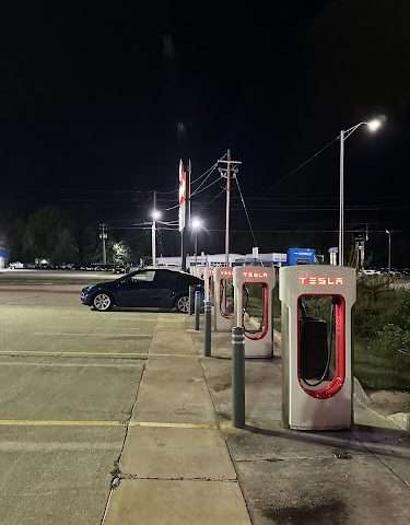 Tesla Supercharger in Hope Arkansas