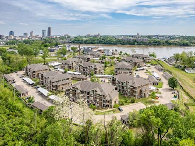 Riverside At Rockwater Apartments in North Little Rock Arkansas