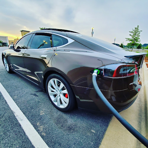 Tesla Supercharger EV Charging Station at 11201 Bass Pro Pkwy