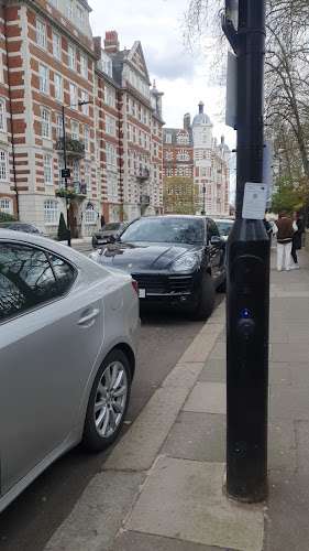 Shell Recharge Charging Station EV Charging Station at 38 St John's Wood High St