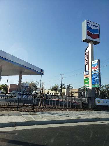 Chevron EV Charging Station at 940 E Belmont Ave