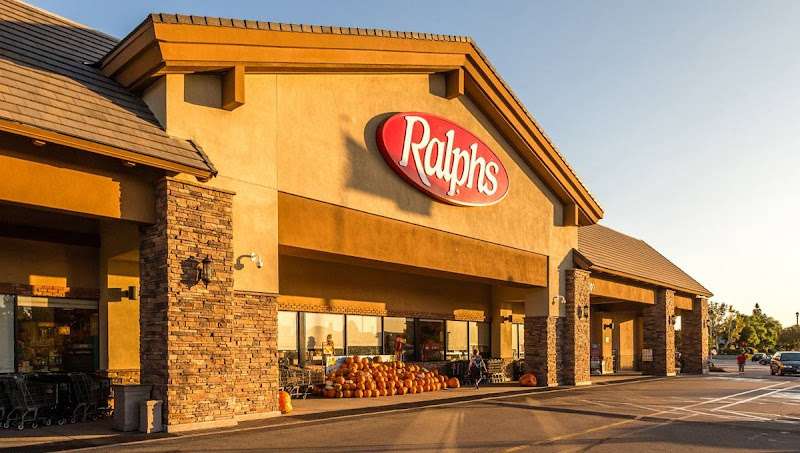 Heritage Plaza EV Charging Station at 14200-14474