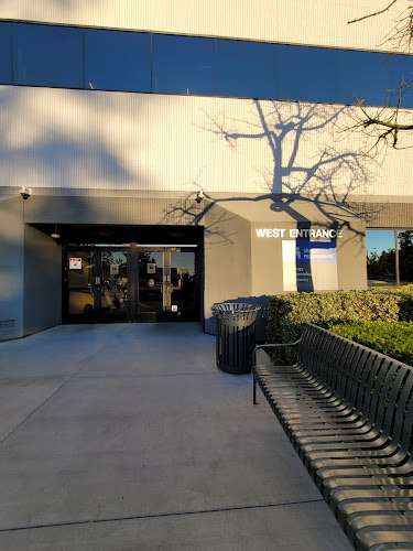 Kaiser Permanente Crossroads Medical Offices EV Charging Station at 12801 Crossroads Pkwy S #10