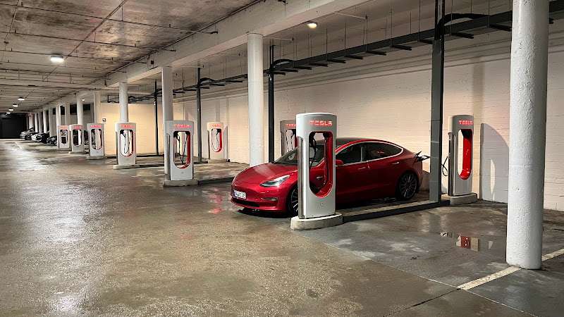 Tesla Supercharger EV Charging Station at Kongensgate 39