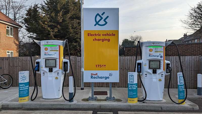 Shell Recharge Charging Station EV Charging Station at 195 Clarence Rd