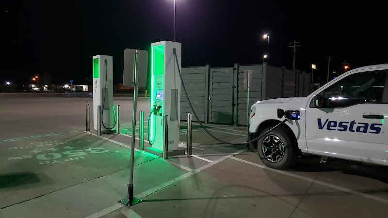 Electrify America Charging Station EV Charging Station at 2610 W Dickinson Blvd