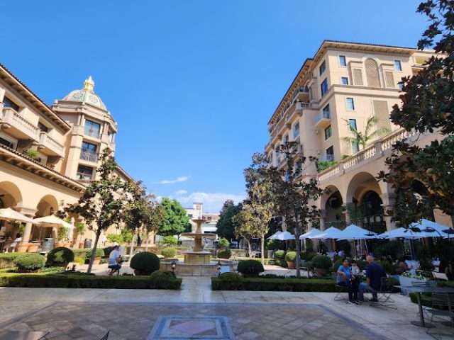 Beverly Cañon Gardens in Beverly Hills California