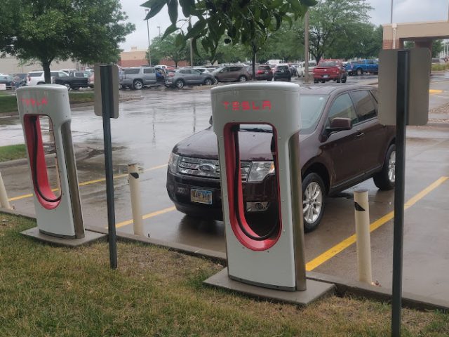 Tesla Supercharger in Sioux Falls South Dakota