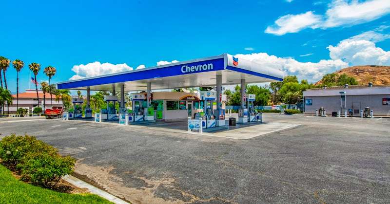 H&S Energy - Extra Mile EV Charging Station at 3190 W Temple Ave