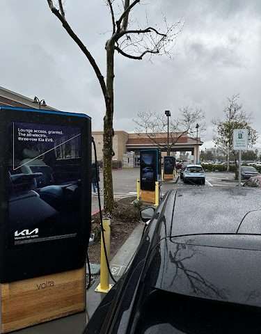 Shell Recharge Charging Station in Santee California