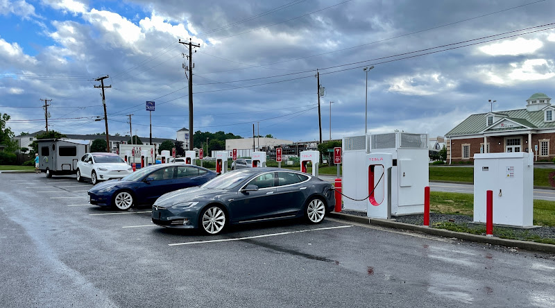 Tesla Supercharger EV Charging Station at 1000 Oakvale Rd