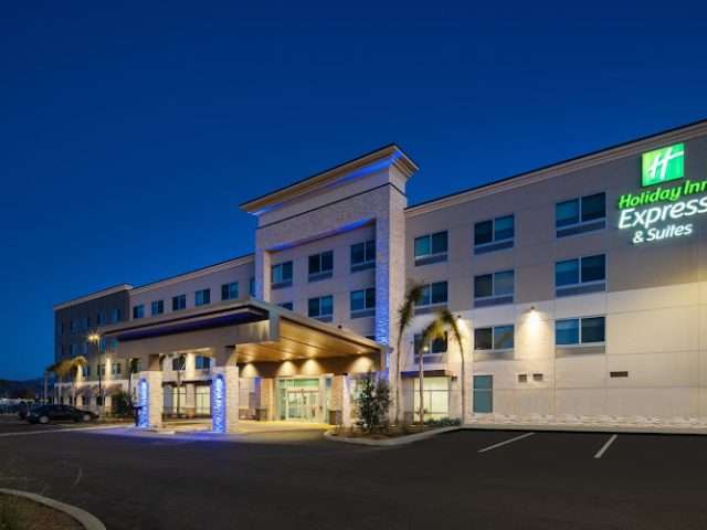 Holiday Inn Express & Suites Murrieta - Temecula, an IHG Hotel in Murrieta California