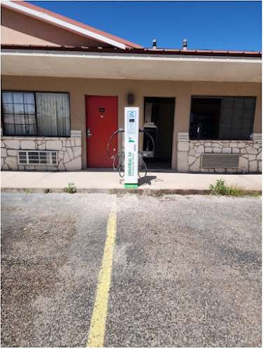 Universal Charging Station EV Charging Station at 2001 US-59