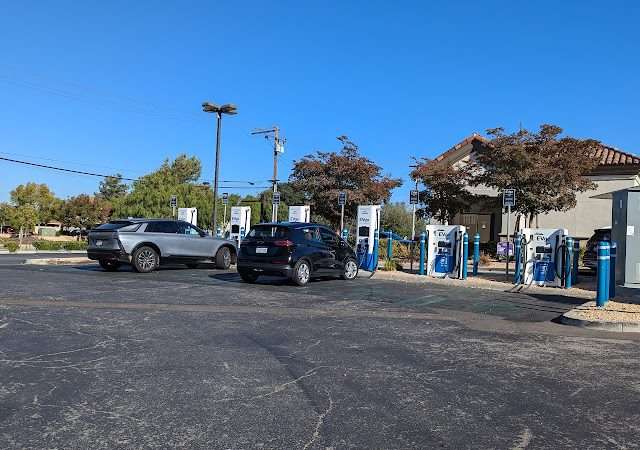 EVgo Charging Station in Thousand Oaks California